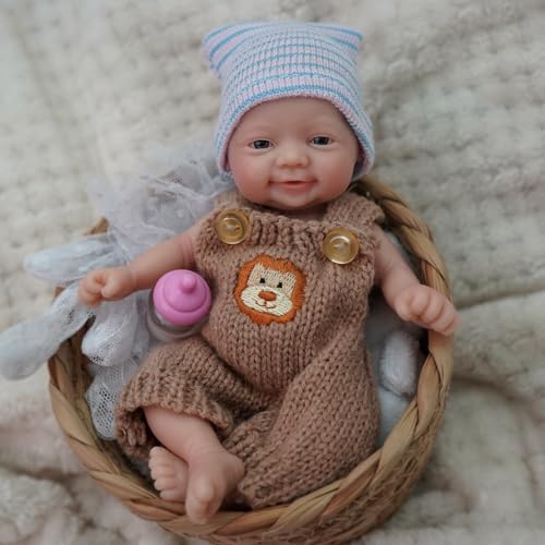 MYREBABY 17,8 cm große Miniatur-Babypuppe, Silikon, Ganzkörper-Baby-Puppe, weiche Haut, realistische Babypuppe, echtes Leben, kleine Babypuppe mit Fütterungszubehör (Jungen) von MYREBABY