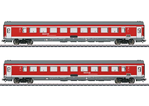 Reisezugwagen-Set 2 München-Nürnberg-Express Reisezugwagen-Set 2 München-Nürnberg-Express von Märklin