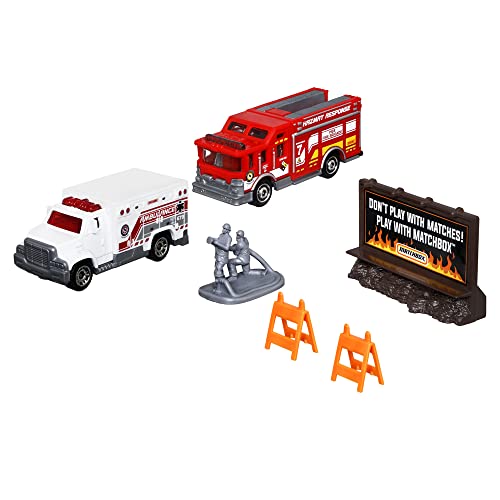 Matchbox Hitch & Haul Druckguss-Fahrzeuge, Feuerwehr und Krankenwagen, 6-teiliges Set mit Feuerwehr, Anzeigetafel und 2 Sicherheitsbarrieren von Matchbox