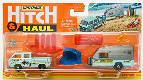 Matchbox Hitch & Haul MBX Wave Rider 4/8 - Volks Transporter Cab, Travel Trailer II (Sea Blue), Stuhl, Surfboards, Surfer Wave von Matchbox