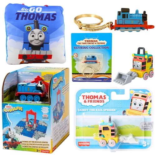 Thomas & Friends Spielzeugfiguren-Spielset, Druckguss-Schlüsselanhänger, Kissen und Druckguss-Motorfiguren-Bündel – Set 11 – Rettungszentrum-Spielset, Druckguss-Schlüsselanhänger, Sandy Diecast Engine von Mattel