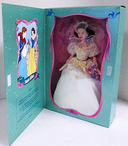 Walt Disney's Snow White and the Seven Dwarfs Wedding Snow White Doll Third in a Series von Mattel