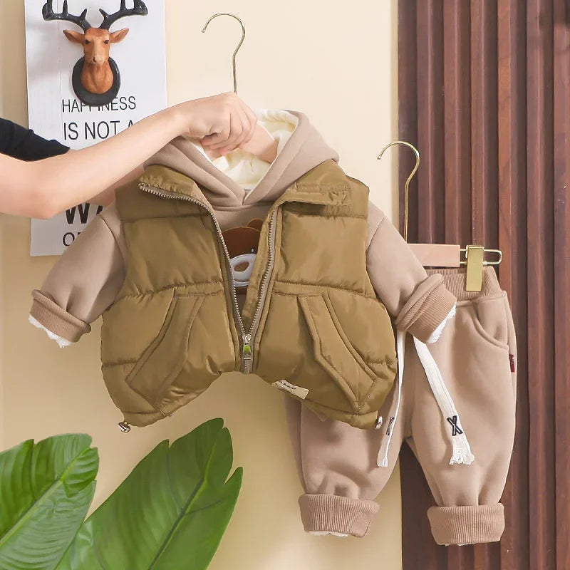 Mini Fashion™ - Hohe Qualität - 3-teiliges Kinder-Outfit Braun - Beige / 110 (4 Jahr) | Pädagogisches Holzspielzeug von Mein Kleines Baby