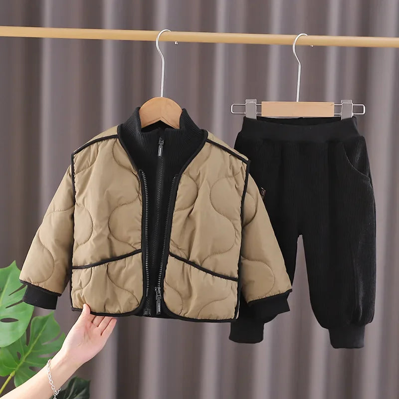 Mini Fashion™ - Hohe Qualität - 3-teiliges Kinder-Outfit Grün - Schwarz / 100 (3 Jahr) | Pädagogisches Holzspielzeug von Mein Kleines Baby