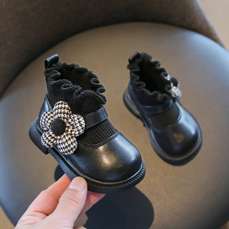 Mini Fashion™ - Stilvoll&bequem - Mädchen Stiefel Schwarz / 16 (0-6 Monate) | Pädagogisches Holzspielzeug von Mein Kleines Baby