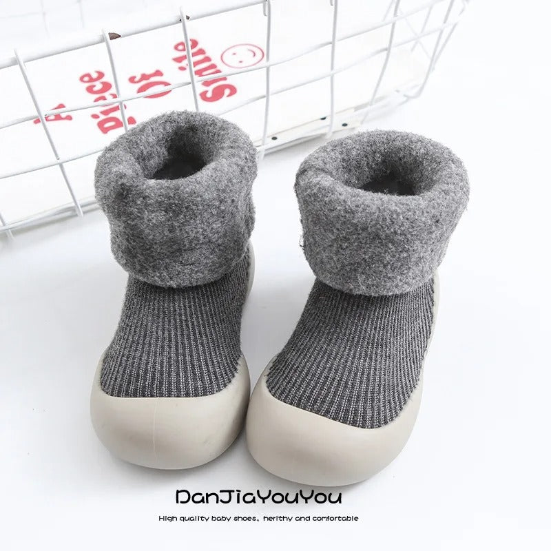 Mini Fashion™ - Warm&weich - Rutschfeste Socken Grau / 22 (1-1.5 Jahr) | Pädagogisches Holzspielzeug von Mein Kleines Baby