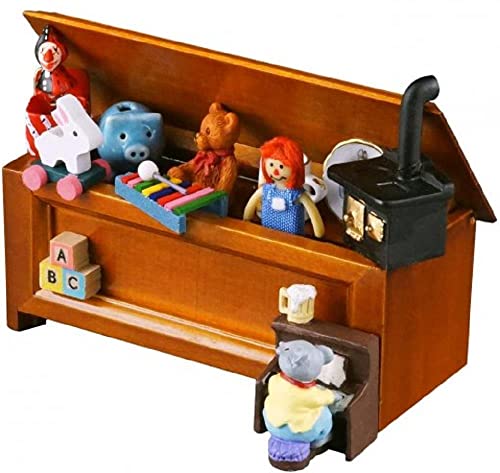 Puppenhaus altmodische gefüllte Spielzeugtruhe Miniatur-Rotter Kinderzimmermöbel Puppenhaus altmodische gefüllte Spielzeugtruhe Miniatur-Rotter Kinderzimmermöbel von Melody Jane