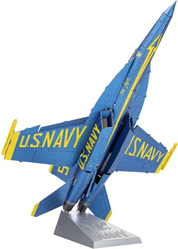 Fascinations ICX212 Metal Earth Metallbausätze - Blue Angels F/A-18 Super Hornet, lasergeschnittener 3D-Konstruktionsbausatz, 3D Metall Puzzle, DIY Modellbausatz mit 2 Metallplatinen, ab 14 Jahre von Metal Earth