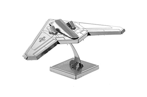 Fascinations Metal Earth MMS026 - 502480, Lockheed Martin RQ-170 Sentinel, Konstruktionsspielzeug, 1 Metallplatine, ab 14 Jahren von Metal Earth