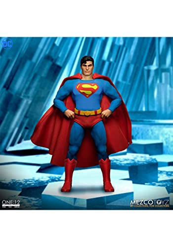 Mezco Superman One:12 Actionfigur DC Comics, Man of Steel Detailreiche Actionfigur aus Kunststoff. Hersteller von Mezco