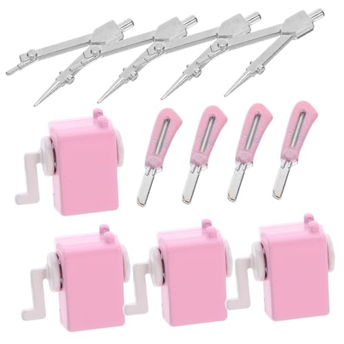 Milisten Miniatur Schulbedarf aus Legierung Miniatur Kompass Anspitzer Bastelmesser Realistisch Gestaltete Puppenhaus-Deko für Schulzimmerszenen als Fotorequisite für Miniaturlandschaften Milisten Miniatur Schulbedarf aus Legierung Miniatur Kompass Anspitzer Bastelmesser Realistisch Gestaltete Puppenhaus-Deko für Schulzimmerszenen als Fotorequisite für Miniaturlandschaften von Milisten