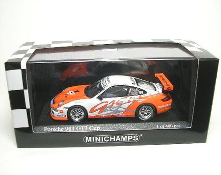 Porsche 911 GT3 No. 88 Carrera Cup Asia 2007 von Minichamps