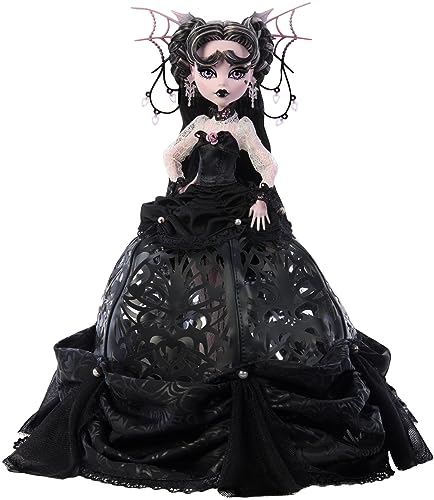 Monster High Draculaura Puppe Vampirherz in extravagantem schwarzem Ballkleid mit edler Kopfbedeckung und Accessoires (Amazon Exclusive) von Monster High