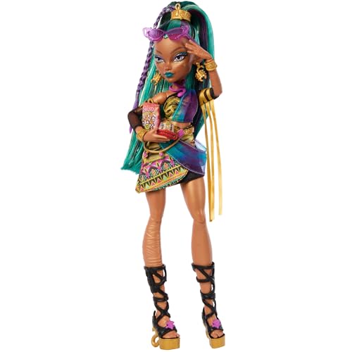 Monster High Nefera De Nile Puppe, Königsmumie im Kleid mit Haustier-Skarabäus Lavish und 7 Zubehörteilen wie Handtasche, Laptop, Sonnenbrille, Getränk und Snacks, JDR48 Monster High Nefera De Nile Puppe, Königsmumie im Kleid mit Haustier-Skarabäus Lavish und 7 Zubehörteilen wie Handtasche, Laptop, Sonnenbrille, Getränk und Snacks, JDR48 von Monster High