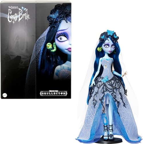 Monster High Skullector-Puppe, Corpse Bride Emily Sammelfigur, Spinnennetz-Hochzeitskleid im Gothic-Stil mit Zubehörteilen wie Gazeschleier und Puppenständer, JDR67 Monster High Skullector-Puppe, Corpse Bride Emily Sammelfigur, Spinnennetz-Hochzeitskleid im Gothic-Stil mit Zubehörteilen wie Gazeschleier und Puppenständer, JDR67 von Monster High