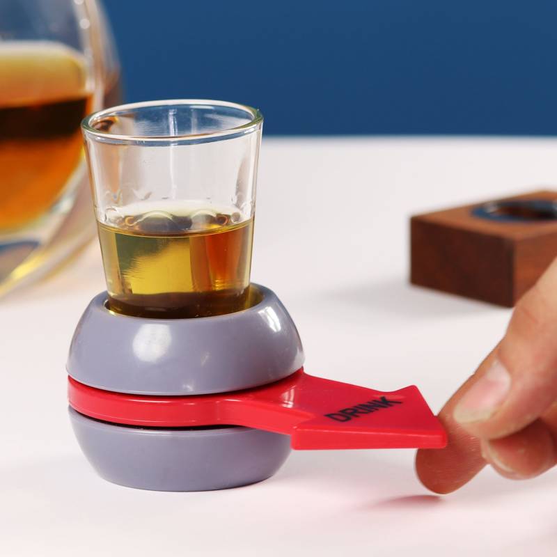 Schnapsdrehen - Trinkspiel Schnapsdrehen - Trinkspiel von Monsterzeug