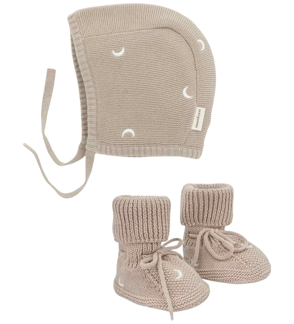 Moonboon Geschenkbox - Krabbelschuhe Und Babymütze - Strick - Er - Moonboon - 6-9 mt - Babymützen Moonboon Geschenkbox - Krabbelschuhe Und Babymütze - Strick - Er - Moonboon - 6-9 mt - Babymützen von Moonboon