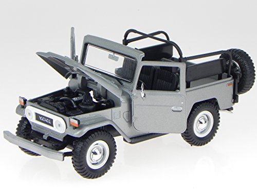 Toyota FJ 40 Land Cruiser offen 70 grau Modellauto 79330 Motormax 1:24 von Motormax