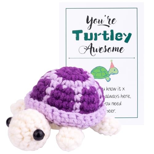 Mwmoeen Lustige Positive Schildkröte Strickpuppe, Pocket Hug Geschenk Schildkröte Tier Häkelpuppe Jubelndes Geschenk mit positiven Affirmation Karte für Freunde Ermutigung Party-Dekoration(Lila) von Mwmoeen