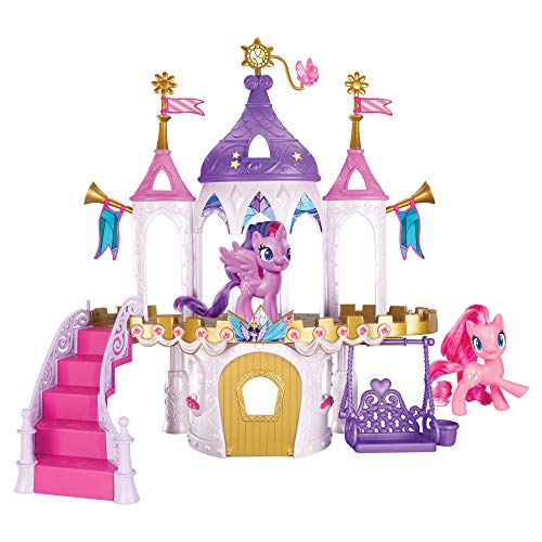 My Little Pony E9919 Freundschaftsschloss Spielset inklusive Twilight Sparkle und Pinkie Pie, Ponyfiguren mit kämmbaren Haaren und 16 Accessoires, 7,5 cm von My Little Pony