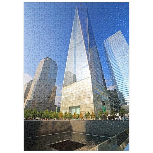 MyPuzzle Ground Zero, Gedenkstätte auf dem Gelände des One World Trade Center, Manhattan, New York City, USA - Premium 500 Teile Puzzle - MyPuzzle Sonderkollektion von Puzzle Galaxy MyPuzzle Ground Zero, Gedenkstätte auf dem Gelände des One World Trade Center, Manhattan, New York City, USA - Premium 500 Teile Puzzle - MyPuzzle Sonderkollektion von Puzzle Galaxy von MyPuzzle.com