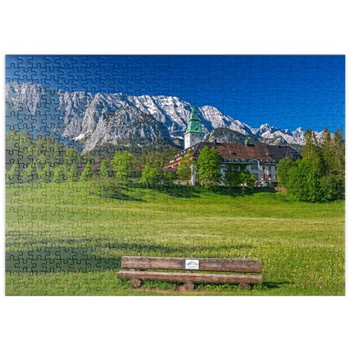 MyPuzzle Hotel Schloss Elmau mit der G7-Gipfel Bank gegen Wettersteinwand bei Klais - Premium 500 Teile Puzzle - MyPuzzle Sonderkollektion von Puzzle Galaxy von MyPuzzle.com