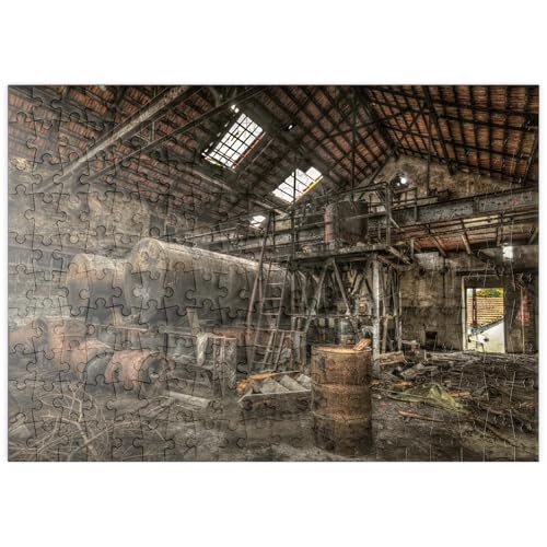 MyPuzzle Lost Places - Verrostete Zisternen und Fässer in Einer verlassenen Fabrik - Premium 200 Teile Puzzle - MyPuzzle Sonderkollektion von Puzzle Galaxy von MyPuzzle.com