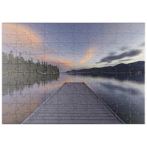 MyPuzzle Montana Lake Dock in der Abenddämmerung – Ruhige Waldspiegelungen - Premium 100 Teile Puzzle - MyPuzzle Sonderkollektion von Puzzle Galaxy MyPuzzle Montana Lake Dock in der Abenddämmerung – Ruhige Waldspiegelungen - Premium 100 Teile Puzzle - MyPuzzle Sonderkollektion von Puzzle Galaxy von MyPuzzle.com