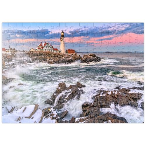 MyPuzzle Portland Head Light – Winterliche Küstenlandschaft in Maine - Premium 200 Teile Puzzle - MyPuzzle Sonderkollektion von Puzzle Galaxy von MyPuzzle.com