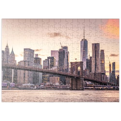 MyPuzzle Skyline von New York City im Sonnenuntergang, USA - Premium 200 Teile Puzzle - MyPuzzle Sonderkollektion von Starnberger Spiele von MyPuzzle.com