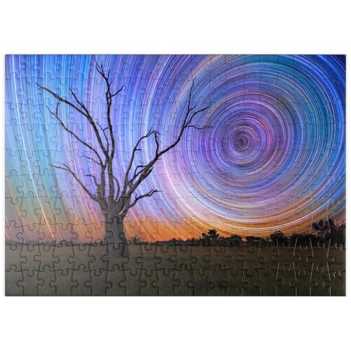 MyPuzzle Sternspuren über Lone Tree – Kosmischer Nachthimmel - Premium 200 Teile Puzzle - MyPuzzle Sonderkollektion von Puzzle Galaxy MyPuzzle Sternspuren über Lone Tree – Kosmischer Nachthimmel - Premium 200 Teile Puzzle - MyPuzzle Sonderkollektion von Puzzle Galaxy von MyPuzzle.com