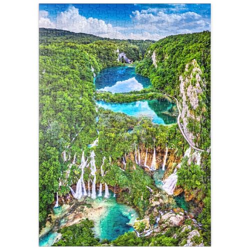 MyPuzzle Plitvice, Kroatien - Panoramablick auf die wunderschönen Wasserfälle der Plitvicer Seen - Premium 500 Teile Puzzle - MyPuzzle Sonderkollektion von Puzzle Galaxy von MyPuzzle.com