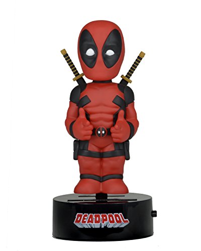 NECA NECA61389 - Marvel Deadpool Solar Powered Body Knocker Wackelkopf Figur, 15 cm von NECA