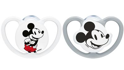 NUK Disney Mickey Mouse Perfect Match Air Silikon-Schnuller 18-36 Monate grau/weiß NUK Disney Mickey Mouse Perfect Match Air Silikon-Schnuller 18-36 Monate grau/weiß von NUK
