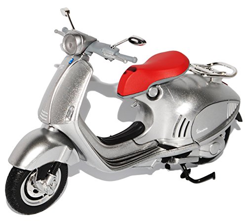 New Ray Vespa Piaggio 946 Silber Ab 2013 1/12 Modell Motorrad mit individiuellem Wunschkennzeichen von New Ray