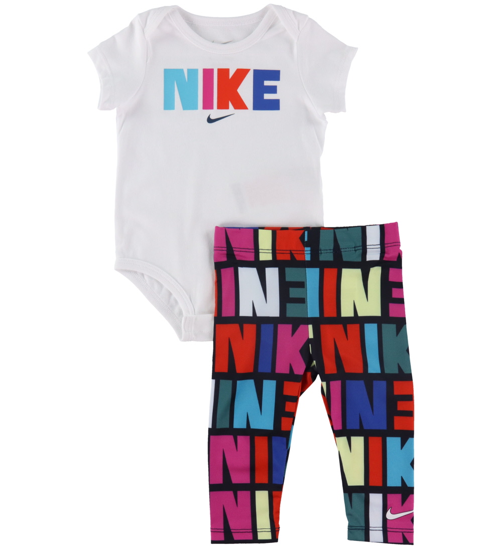 Nike Körperset - Leggings/Body k/ä - Obsidian - Nike - 3 mt - Body K/Ä Nike Körperset - Leggings/Body k/ä - Obsidian - Nike - 3 mt - Body K/Ä von Nike