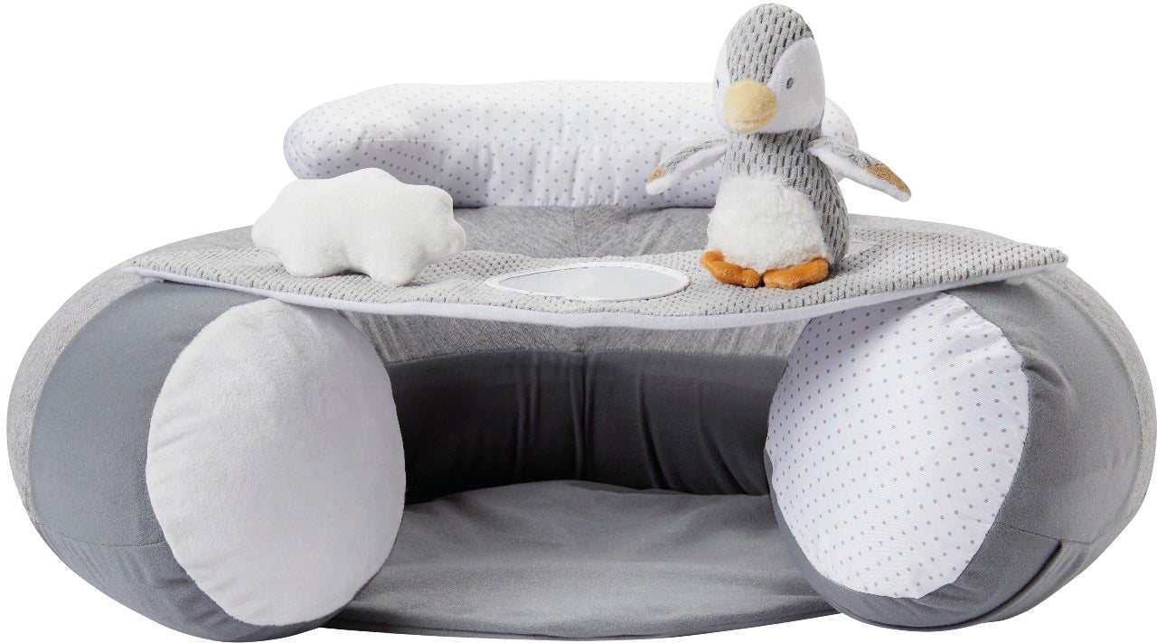 Nuby Little Penguin Aktivitätskissen, Babyspielzeug von Nuby