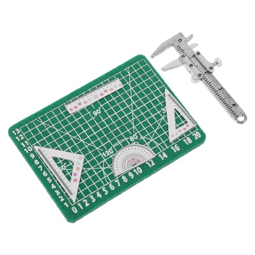 OFFIGAM 1 Satz Miniatur Lineal und Matte für Puppenhaus Schulbedarf und DIY Modelle Zubehör für Kreative Bastelprojekte und Lernspielzeuge OFFIGAM 1 Satz Miniatur Lineal und Matte für Puppenhaus Schulbedarf und DIY Modelle Zubehör für Kreative Bastelprojekte und Lernspielzeuge von OFFIGAM