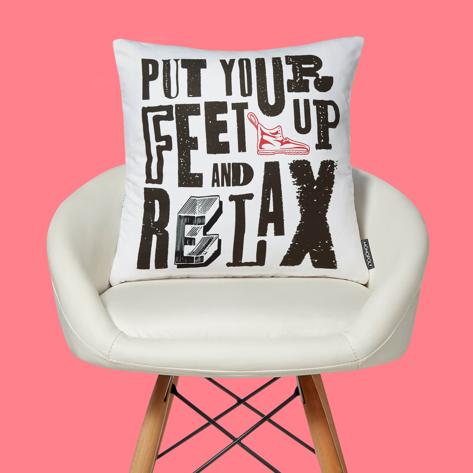 Monopoly Feet Up And Relax Square Cushion - 40x40cm - Soft Touch Monopoly Feet Up And Relax Square Cushion - 40x40cm - Soft Touch von Original Hero