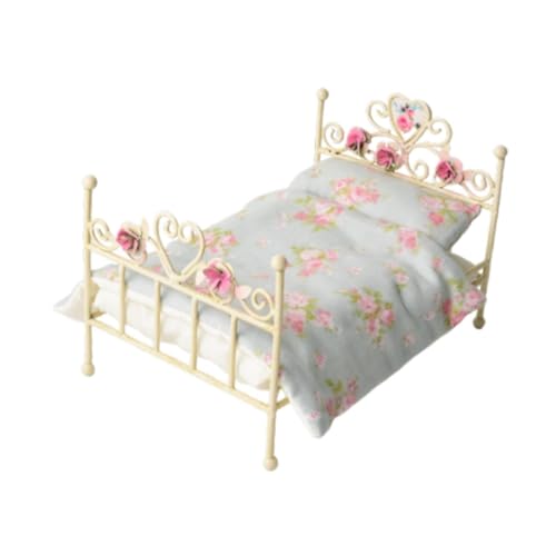 Oshhni 1/12 Puppenhausbett Puppenhausmöbel Geschnitztes Eisenbett Winziges Bett Szene Schlafzimmer Mikroszene Miniaturbett Einzelbett Modell, Blaues Blumenmuster von Oshhni