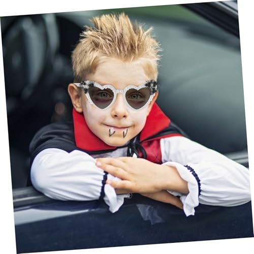 POPETPOP Halloween Partybrille mit Herz Design Weiße Spinnen Brille Lustige Foto Requisite Auffällige Halloween Eyewear für Party Tanz Geburtstag und Festtagsstimmung POPETPOP Halloween Partybrille mit Herz Design Weiße Spinnen Brille Lustige Foto Requisite Auffällige Halloween Eyewear für Party Tanz Geburtstag und Festtagsstimmung von POPETPOP