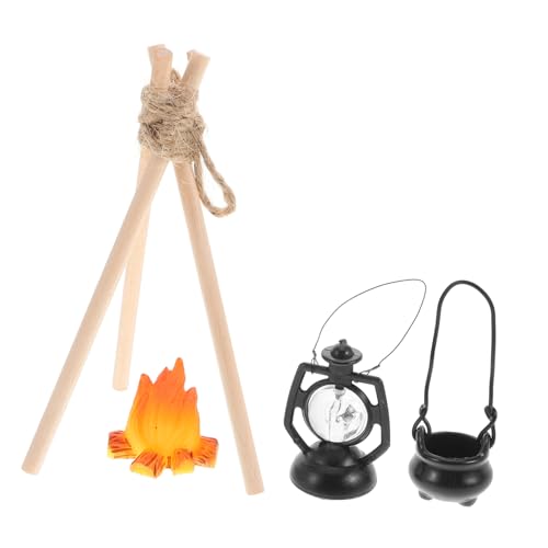 POPETPOP Miniatur Camping für Puppenhaus Detailreiches Outdoor Szenen Accessoire mit Mini Hänge Kochtopf und Petroleumlaterne für Rollenspiel und Festliche Dekoration POPETPOP Miniatur Camping für Puppenhaus Detailreiches Outdoor Szenen Accessoire mit Mini Hänge Kochtopf und Petroleumlaterne für Rollenspiel und Festliche Dekoration von POPETPOP