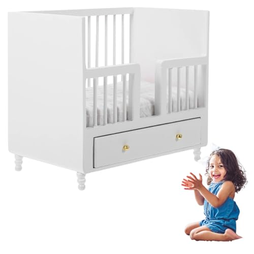 Pesoncarl Dollhouse Crib, 1/12 Skala Holzpuppenhausbett Miniatur Baby Crib Mini Möbel Baby Bettmodell Kindergartenzubehör für Dekor, Spielzeug, Spielzeug Pesoncarl Dollhouse Crib, 1/12 Skala Holzpuppenhausbett Miniatur Baby Crib Mini Möbel Baby Bettmodell Kindergartenzubehör für Dekor, Spielzeug, Spielzeug von Pesoncarl