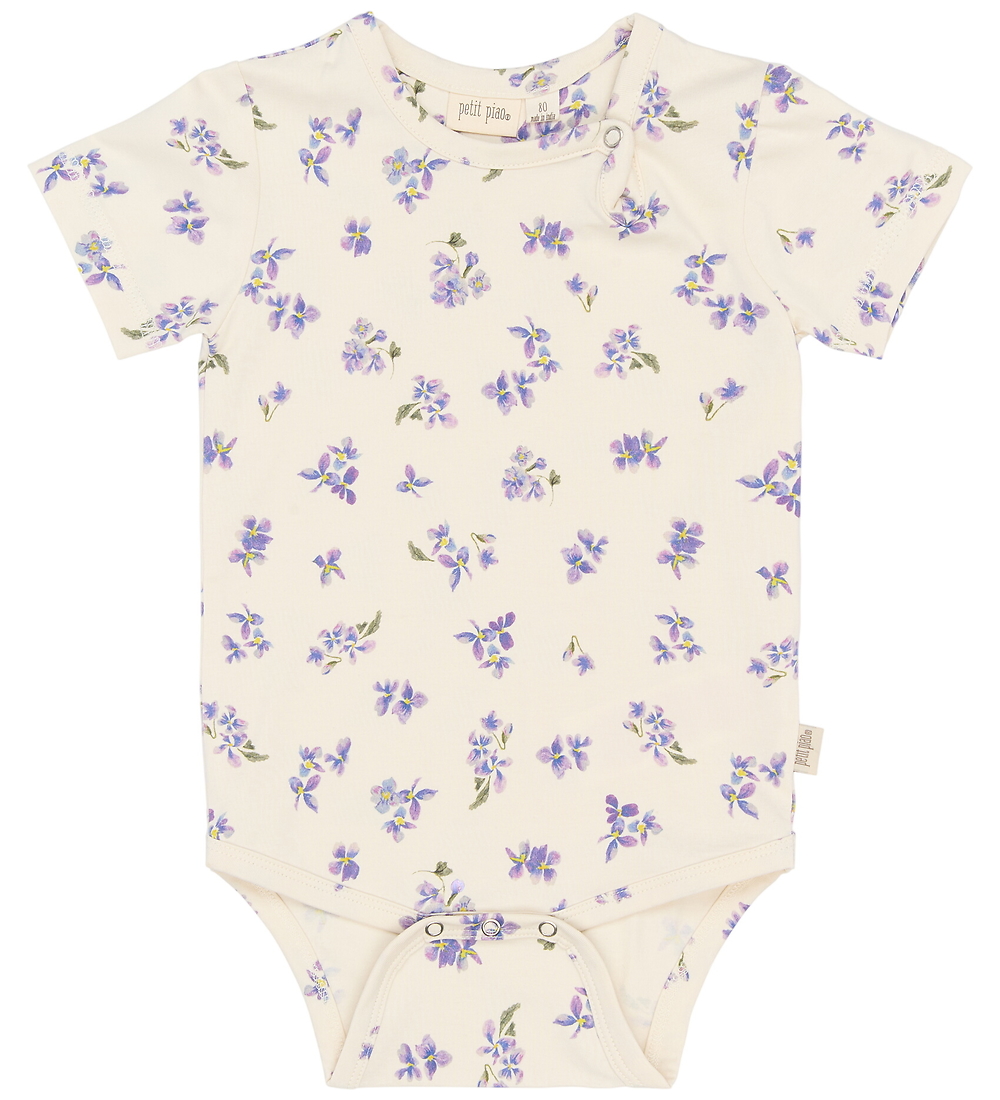 Petit Piao Body k/ä - PpStar - Eierlikör Viola AOP - Petit Piao - 62 - Body K/Ä Petit Piao Body k/ä - PpStar - Eierlikör Viola AOP - Petit Piao - 62 - Body K/Ä von Petit Piao