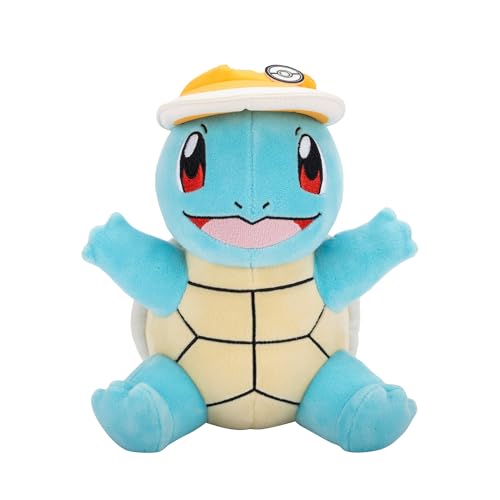 Pokémon PKW3669-20 cm Plüsch - Schiggy mit Sonnenvisier, offizielles Plüsch Pokémon PKW3669-20 cm Plüsch - Schiggy mit Sonnenvisier, offizielles Plüsch von Pokémon