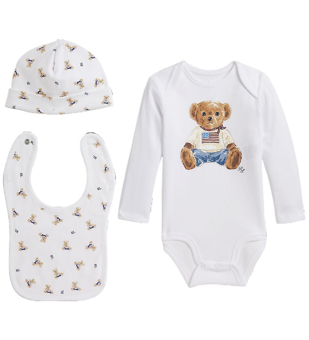 Polo Ralph Lauren Geschenkbox - Babylätzchen/Mütze/Body l/ä - We - Polo Ralph Lauren - 74 - Body L/Ä Polo Ralph Lauren Geschenkbox - Babylätzchen/Mütze/Body l/ä - We - Polo Ralph Lauren - 74 - Body L/Ä von Polo Ralph Lauren