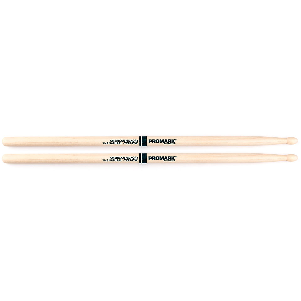 Promark Classic Forward Raw Hickory 747 Oval Wood Tip Drumsticks von Promark