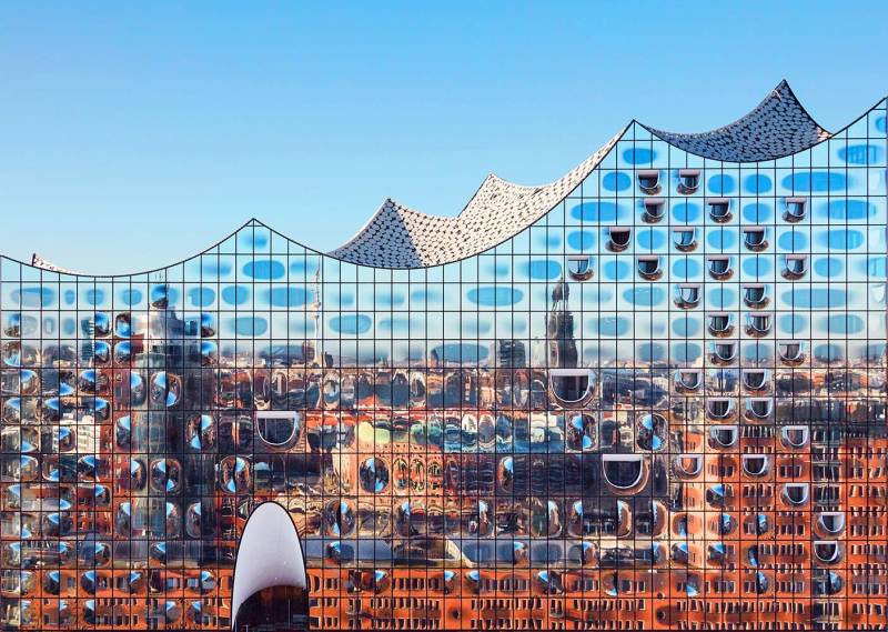 Puls Entertainment Hamburg im Spiegel der Elbphilharmonie 1000 Teile Puzzle Puls-Entertainment-Puzzle-22222 von Puls Entertainment