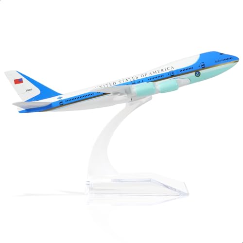 QIYUMOKE 1/400 Air Force One 747-200B VC-25A Druckguss-Metall-Flugzeug, Militärmodell-Set mit Ständer für Sammlung oder Geschenk QIYUMOKE 1/400 Air Force One 747-200B VC-25A Druckguss-Metall-Flugzeug, Militärmodell-Set mit Ständer für Sammlung oder Geschenk von QIYUMOKE