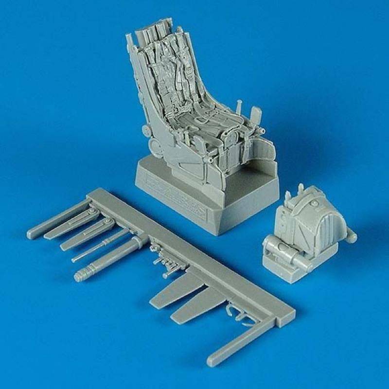 Su-27 - Ejections seat with safety belts von Quickboost